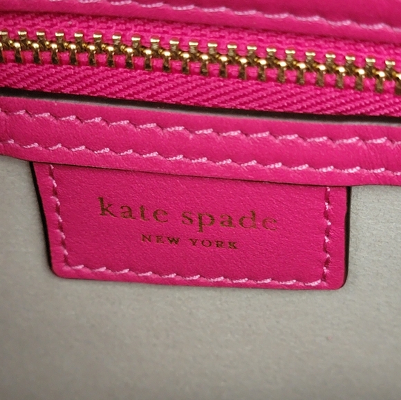 Kate Spade NWT Pink Croc Embossed - Picture 8 of 16